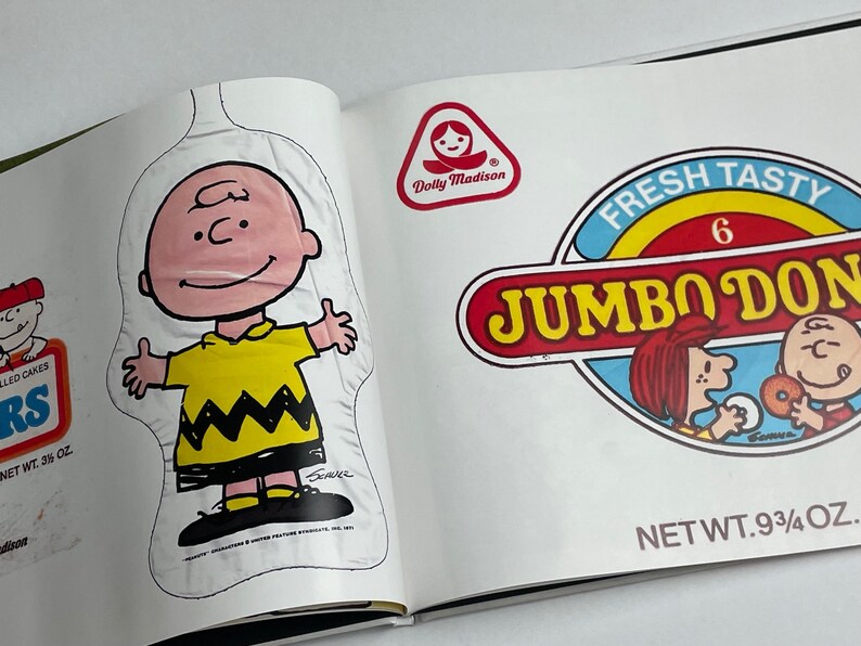 Peanuts Products Collectibles Book image 3