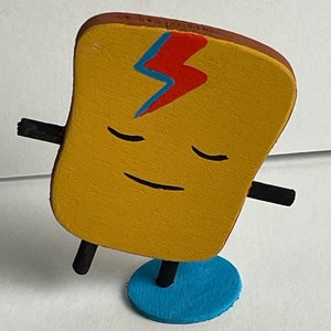 Mr Toast STARTOAST wood figure on card image 2