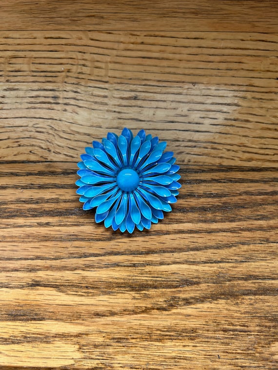 Flower Pin - Blue