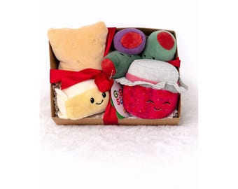 Gigglescape Charcuterie Box Set Brie Cheese, Olives, Jam, Crackers 4 pc Plush NEW Plush Toy set