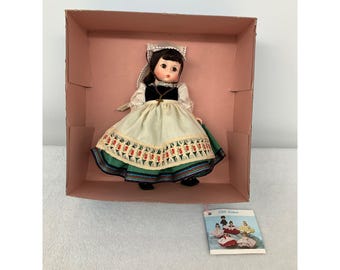 Madame Alexander Italy 553 International Doll In Box With Tag