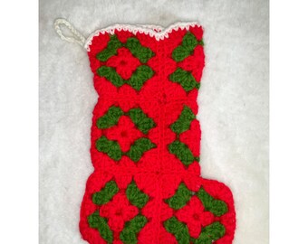 Vintage handmade Granny Square crochet Patchwork Christmas stocking 12" Red