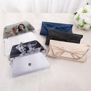 Pochette personnalisée avec noeud papillon en soie et photo Pochette personnalisée avec photo à l'intérieur d'un objet ancien, accessoire photo, sac à main photo, cadeau de Noël