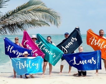Personalisiertes Strandtuch Personalisierte Name Badetuch Benutzerdefinierte Pool Handtuch Strandtuch mit Name Außerhalb Geburtstag Urlaub Geschenk
