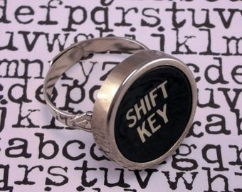 Create Your Unique Vintage Adjustable Typewriter Key Ring - Personalized Initials for Retro Fun, Upcycled Style!