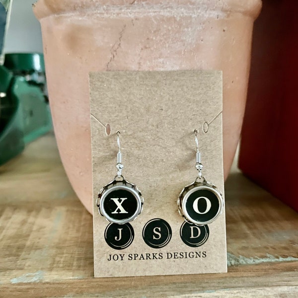 Vintage Typewriter Key Earrings: Hugs and Kisses (XO) Style!