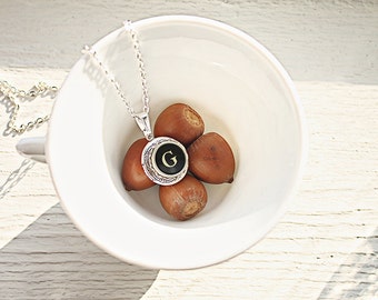 Personalized Pizzazz: Vintage Typewriter Key LOCKET Necklace - Customized 'INITIAL' Retro Elegance