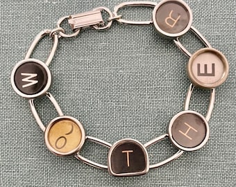 Vintage Elegance: Typewriter Key Bracelet Featuring Spaces, Crafted from Authentic Typewriter Keys – A Special Tribute to Mother