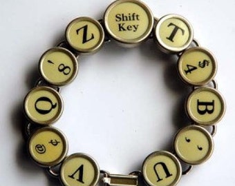 Unlock Uniqueness: One-of-a-Kind Typewriter Key Bracelet Featuring Exquisite Light Keys!