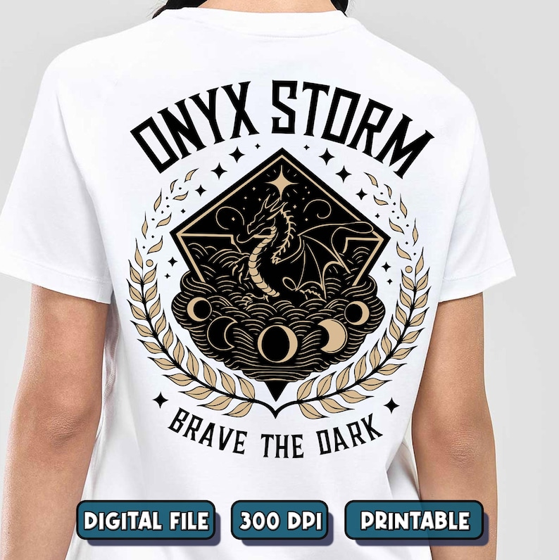 Dragón de Tormenta de Ónix SVG PNG, Brócoli del Escuadrón de Búsqueda de Tormenta de Ónix, Camiseta de Fan de Romantasy de Ridoc, Camiseta de Jinete de Dragón, Regalos para Ratoncitos de Biblioteca imagen 1