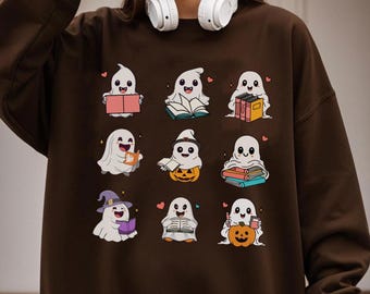 Fantasma de libros PNG SVG, Fantasma lindo leyendo PNG, Halloween espeluznante PNG, Estética de Halloween PNG, Diseño acogedor de libros, Diseño de biblioteca de Halloween