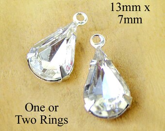 Crystal clear 13x7mm glass pears or teardrops for pendants, glass connectors or earrings, 2 pc