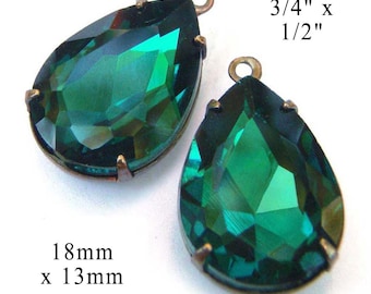 Emerald green glass gems, 18x13mm pear or teardrop shaped rhinestone pendants, glass connectors, or earrings, 2 pc