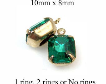 Emerald green 10x8mm glass octagons for tiny pendants or glass connectors or earrings, May birthstone color, 2 pc