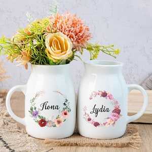 Personalized Vase, Wreath Vase with Name, Personalised Vase, Gift for Grandparents, Nan Gift, Ceramic Vase, Personalized Nanny Gift