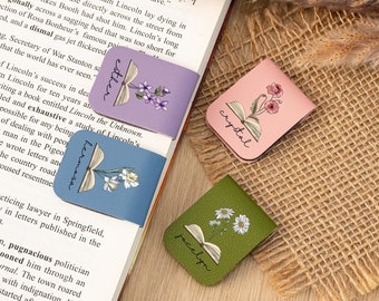 Leather Bookmark with Birth Flower, Personalized Leather Magnetic Bookmark, Custom Name Bookmark, Birthday Gift for Book Lovers