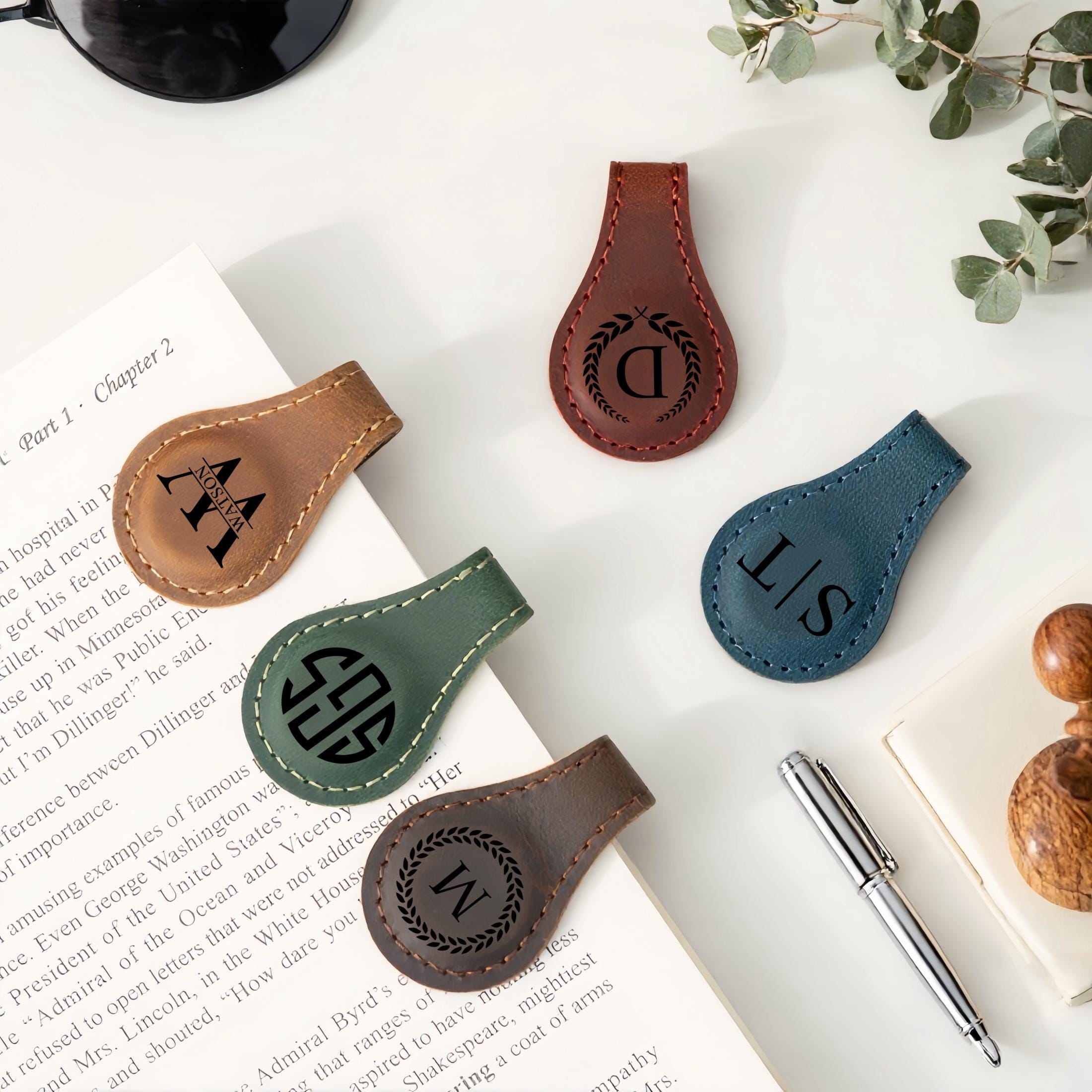 Personalized Leather Bookmark , Leather Magnetic Bookmark, Custom Leather Bookmark, Bookmark Personalized, Book Lover Gift, Reader Gift