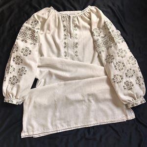 Ukrainian blouse long vyshyvanka,Vyshyvanka,peasant blouse,Ukrainian style,embroidered green shirt ethnic style  clothing, clothing linen