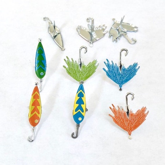 decorative fishing lures Whittling Folk-Art Style Detailed metal hooks Decorative Fishing Lure 20-25mm Brads