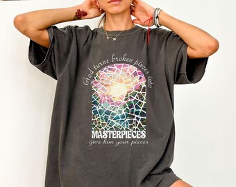 Camiseta cristã boho, Deus transforma pedaços quebrados em obras-primas, presente cristão, mulheres cristãs, ame como Jesus, Jesus te ama