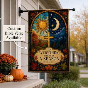 Bandera de jardín personalizada con Eclesiastés 3:1, Para todo hay una estación, Decoración de jardín otoñal con vidrieras, Regalo cristiano de otoño para el porche