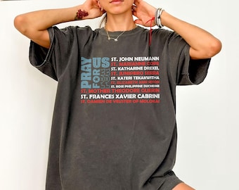 Camiseta "Ore pelos EUA", Camiseta dos Santos Americanos, Camiseta dos Santos com a Bandeira dos Estados Unidos, Camiseta Católica Americana, Presente Católico, Camiseta Cristã