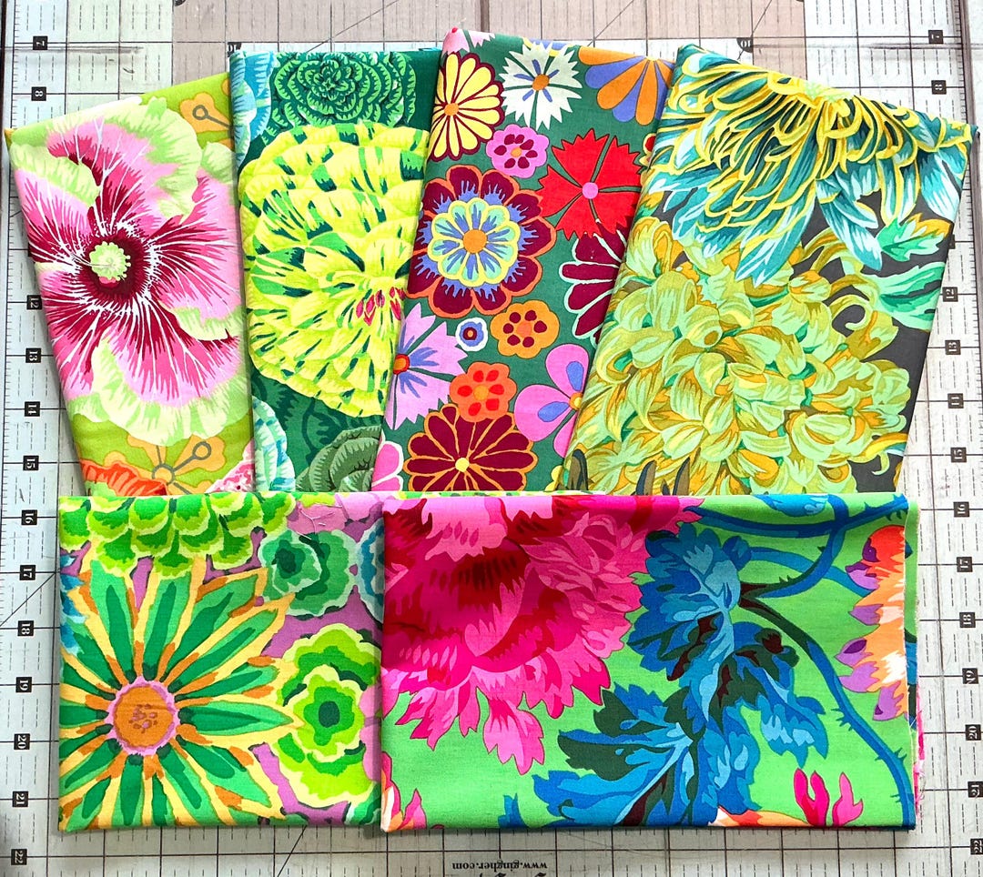 Kaffe Fassett Pastel Fat Quarter Bundle - 10 Precut Cotton Fabric Pieces
