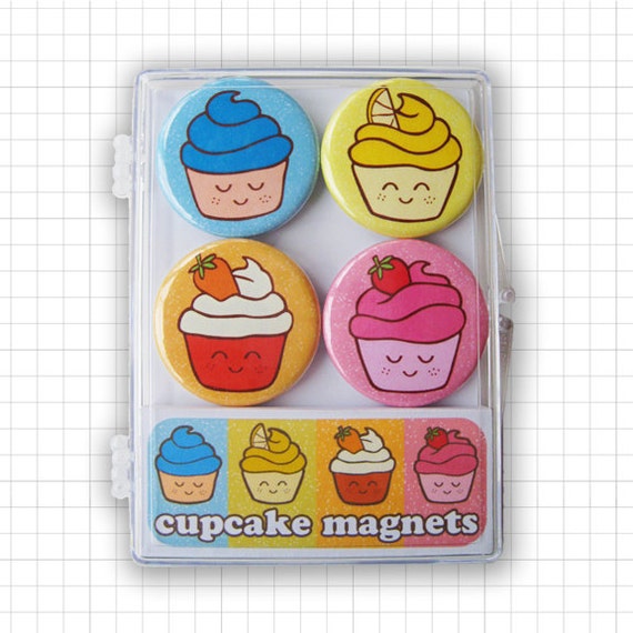 Happy Cupcakes Magnet Set