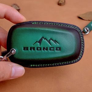 Bronco Key Fob Cover - Leather Key Case for Bronco Sport Sasquatch Outer Banks Badlands - Custom Keychain for Wildtrak & Big Bend