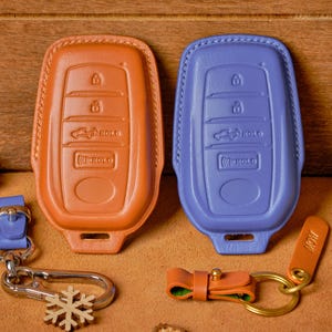 Toyota Tundra Handmade Leather Key Fob Cover, Custom Key Case For 1794 Edition, Capstone, Platinum, Limited, SR5, TRD Pro, Gift for Him
