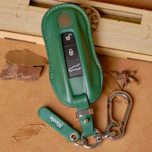 Porsche Macan Leather Key Case, Handcrafted Leather Key Fob Cover For Porsche Macan EV, S, T, GTS, Porsche Macan Accessories, Gift For Dad