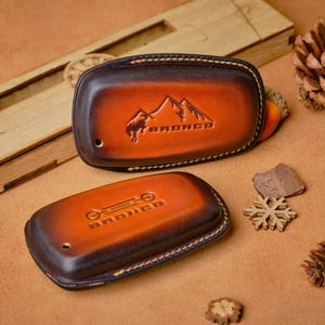Bronco Sport Leather Key Fob Cover, Personalized Key Case Fits Ford Bronco 4-Door, Big Bend, Outer Banks, Black Diamond, Gift For Husband