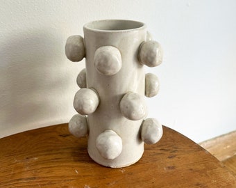 Bobble Vase - White