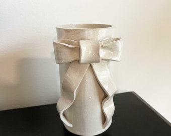 Ceramic Ribbon Bow Vase - Medium