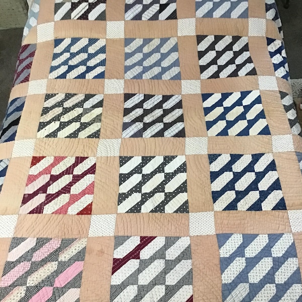 Vintage Geometric Quilt: Hexagon Blocks, Cutter Quality (72"x72")
