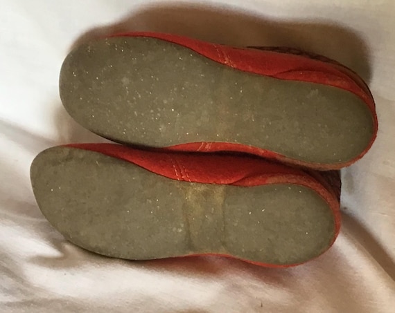 Vintage Youth Girls, House Slippers: Red Cloth, Victorian Lounging Shoes View 5