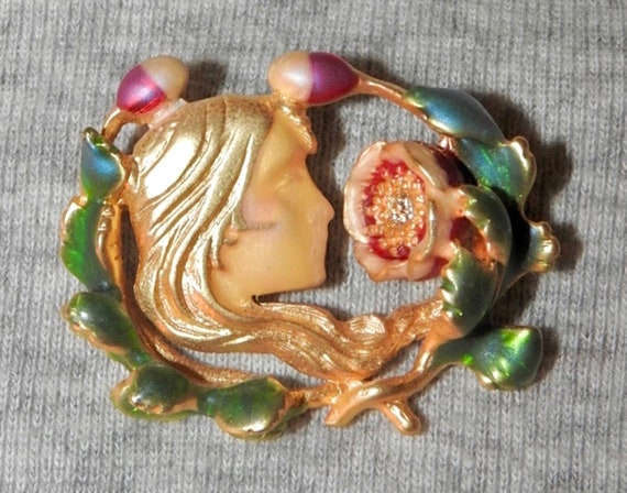 Joan Rivers Brooch Art Nouveau Cameo Woman with P… - image 1