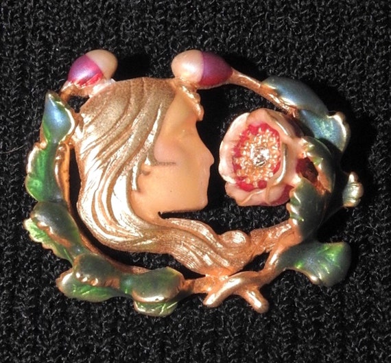 Joan Rivers Brooch Art Nouveau Cameo Woman with P… - image 2
