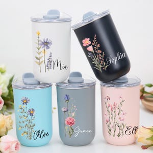 Personalisierter Geburtsblumenbecher, Brautjungfer Becher mit Deckel, Brautgeschenkideen, Brautbecher, Brautjungfer-Tasse, Brautjungfer Vorschlag Geschenk für Sie