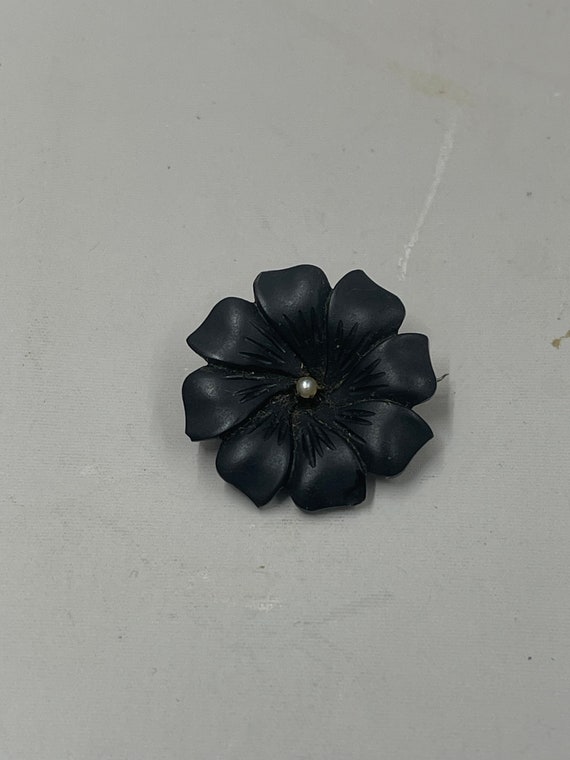 Antique Victorian Black Jet Stone Flower Mourning 