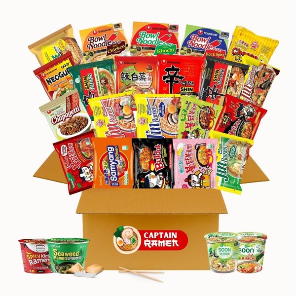 Captain Ramens koreanische Mystery Instant Ramen 15er Packung Vielfalt, enthält Glückskekse und Stäbchen. ungefähr 2-1,5 Unzen Nudel Taschen