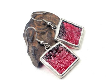 Pendientes de vidrieras rojas