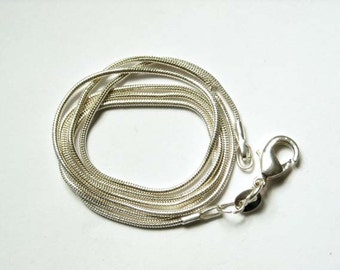 Cadena de serpiente plateada de 21 1/2 pulgadas y 1 mm