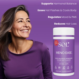 Może przedstawiać: Biała butelka z fioletową etykietą, na której widnieje napis "SOL Meno Ease. Helps balance hormones & ease hot flashes. 60 veg. caps. Dietary Supplement." Butelka znajduje się na fioletowym tle z uśmiechniętą kobietą w fioletowym T-shircie.