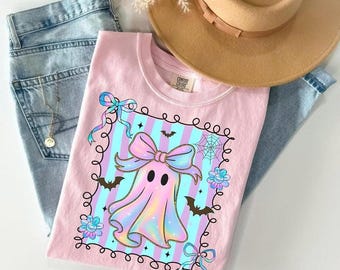 Camiseta iridiscente de fantasma de Comfort Colors, sudadera de Halloween, sudadera con capucha de calabaza fantasma para una linda fantasma femenina.