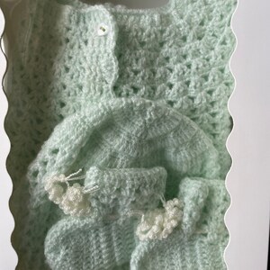 Crochet Baby Set green sweeter image 5