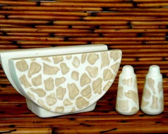1 Napkin Holder and Salt and Pepper Shaker Set Handmade White Earthenware Giraffe Pattern Ceramics