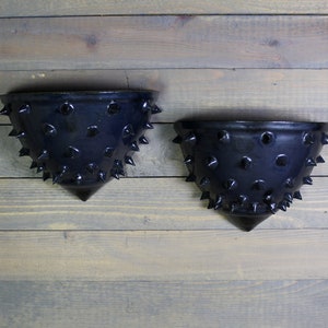 Ceramic Wall Vase Set - Black Spiked Wall Pocket - Ceramic Wall Art Set