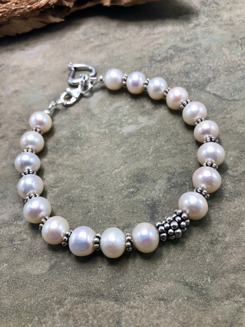 Freshwater Pearl and Sterling Silver Bracelet Moonlight Love