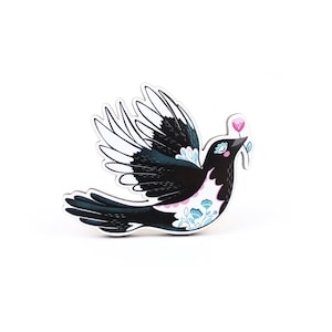 Broche Magpie- Broche en bois de cerisier durable verni imprimé Oiseaux Amoureux des oiseaux